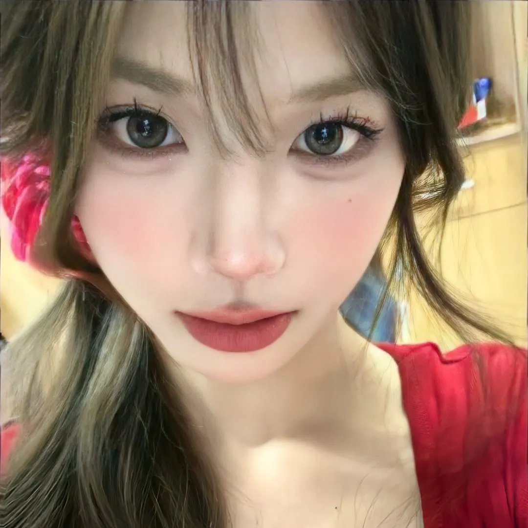 红色尾翼